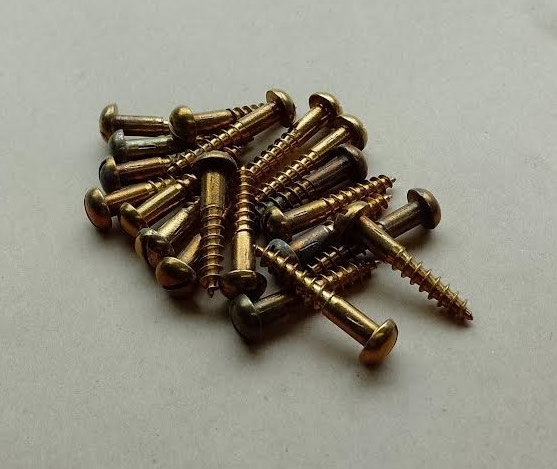 Gauge 14 x 1 ½” Nettlefolds Round Head Brass Wood Screws